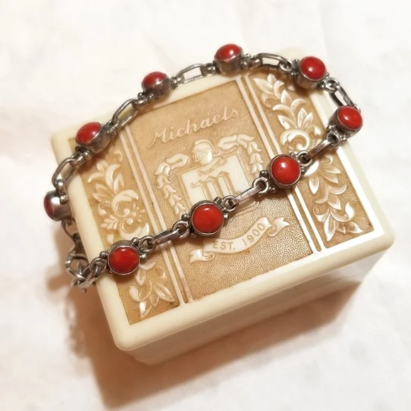 Native American Natural Red Coral Sterling Link Vintage Bracelet - Picture 7 of 8